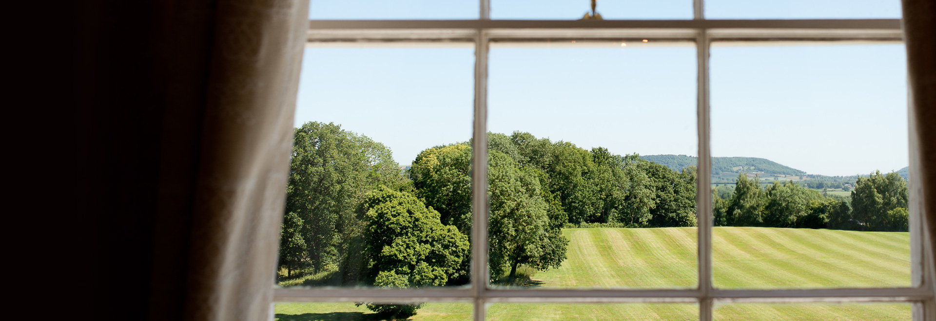 Room with a view over the surrounding Herefordshire countryside - Russell Lewis Photography