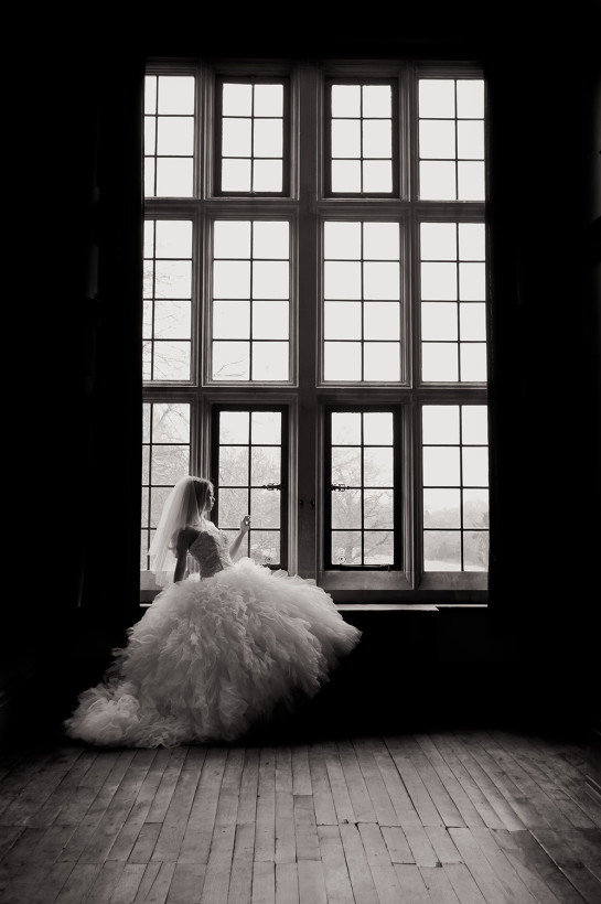 The Great Hall is a stunning baronial room that lends itself perfectly for incredible wedding images like this one.